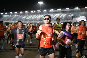 BIB: 2124, 27042, 26022
                            <button type="button" onclick="openModal(10879871)" class="btn btn-primary btn-sm float-right btn-popup" data-toggle="modal" data-target=".modal-high-quality">
                        <i class="fas fa-shopping-cart"></i> Add to Cart
                    </button>
                                            <button type="button" onclick="isThisMe(10879871, true)" class="btn btn-success btn-sm float-right btn-popup btn-isme hidden" data-toggle="tooltip" data-placement="bottom" title="นี่คือรูปของคุณใช่ไหม คลิกที่นี่เพื่อเอาเข้าอัลบั้ม">
                        <i class="fas fa-plus"></i> Add to album
                    </button>
                    <button type="button" onclick="isThisMe(10879871, false)" class="btn btn-warning btn-sm float-right btn-popup btn-isnotme hidden">
                        <i class="fas fa-ban"></i> Remove from album
                    </button>